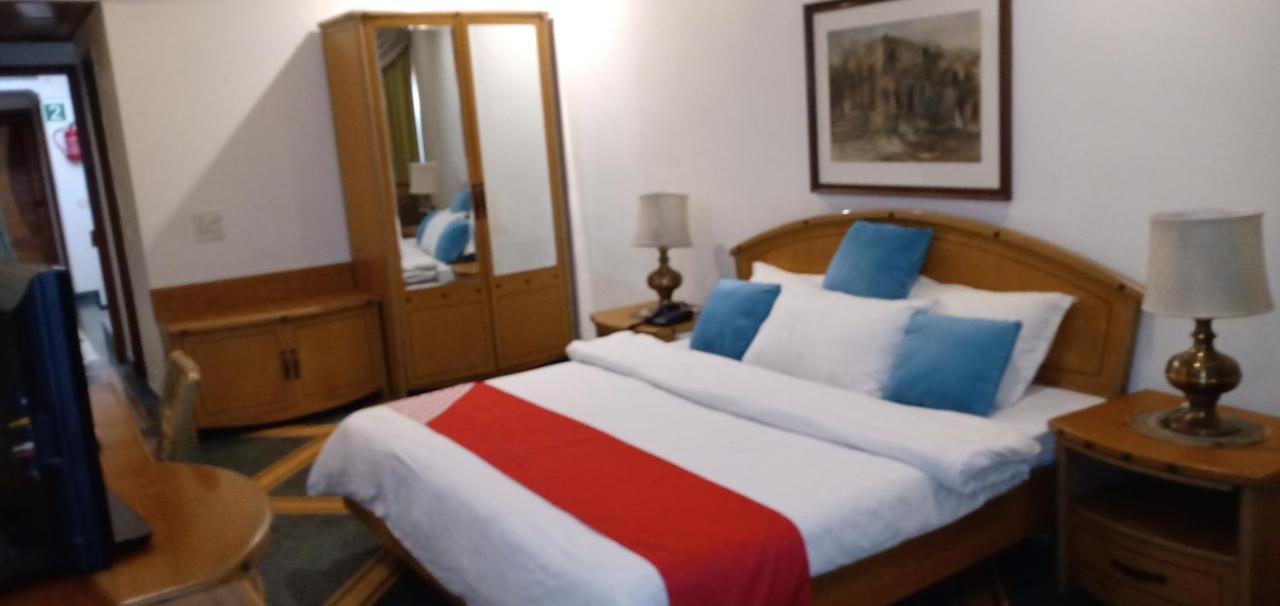 Fabexpress Kwality Regency Hotel Chandīgarh Екстериор снимка