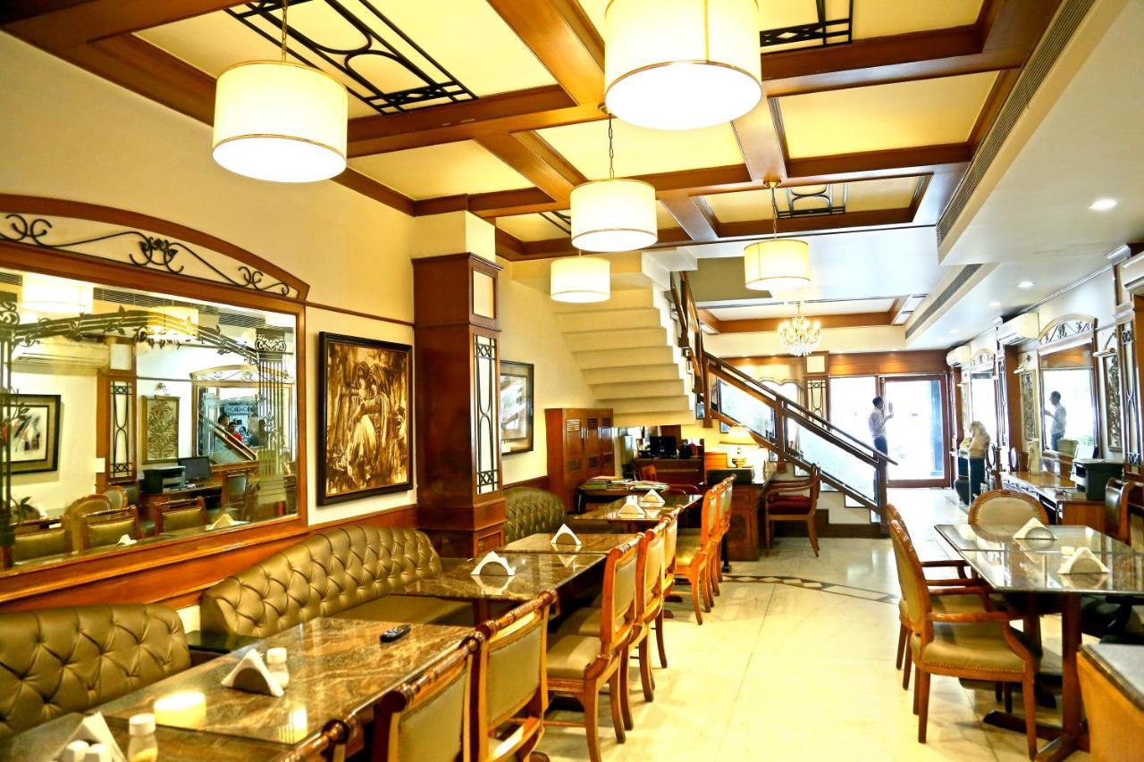 Fabexpress Kwality Regency Hotel Chandīgarh Екстериор снимка