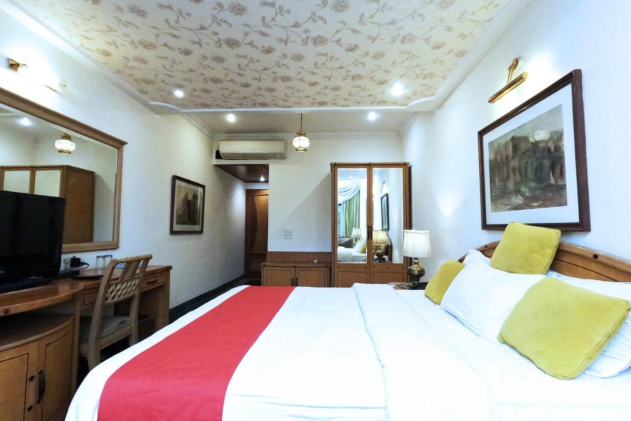 Fabexpress Kwality Regency Hotel Chandīgarh Екстериор снимка