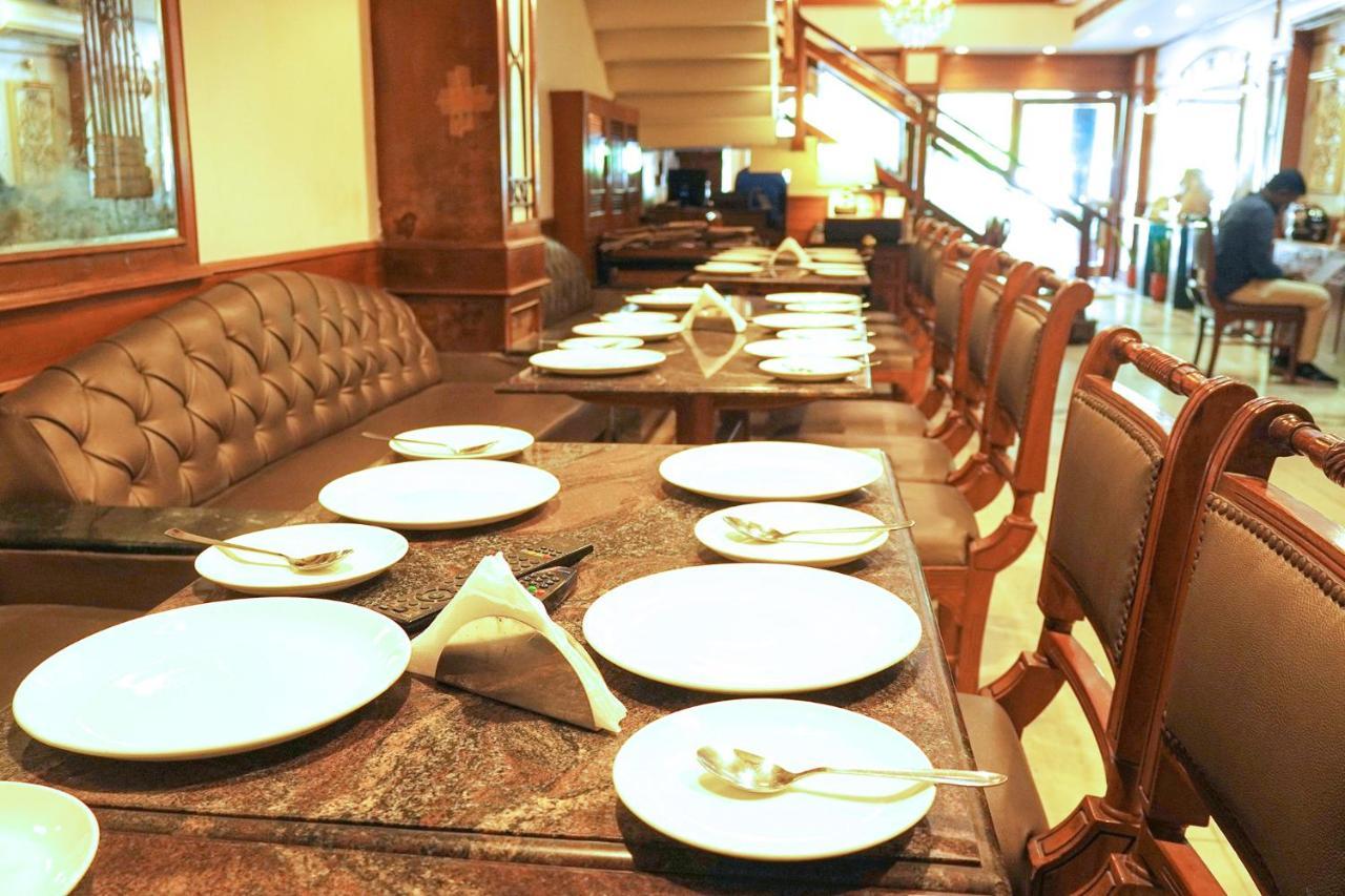 Fabexpress Kwality Regency Hotel Chandīgarh Екстериор снимка
