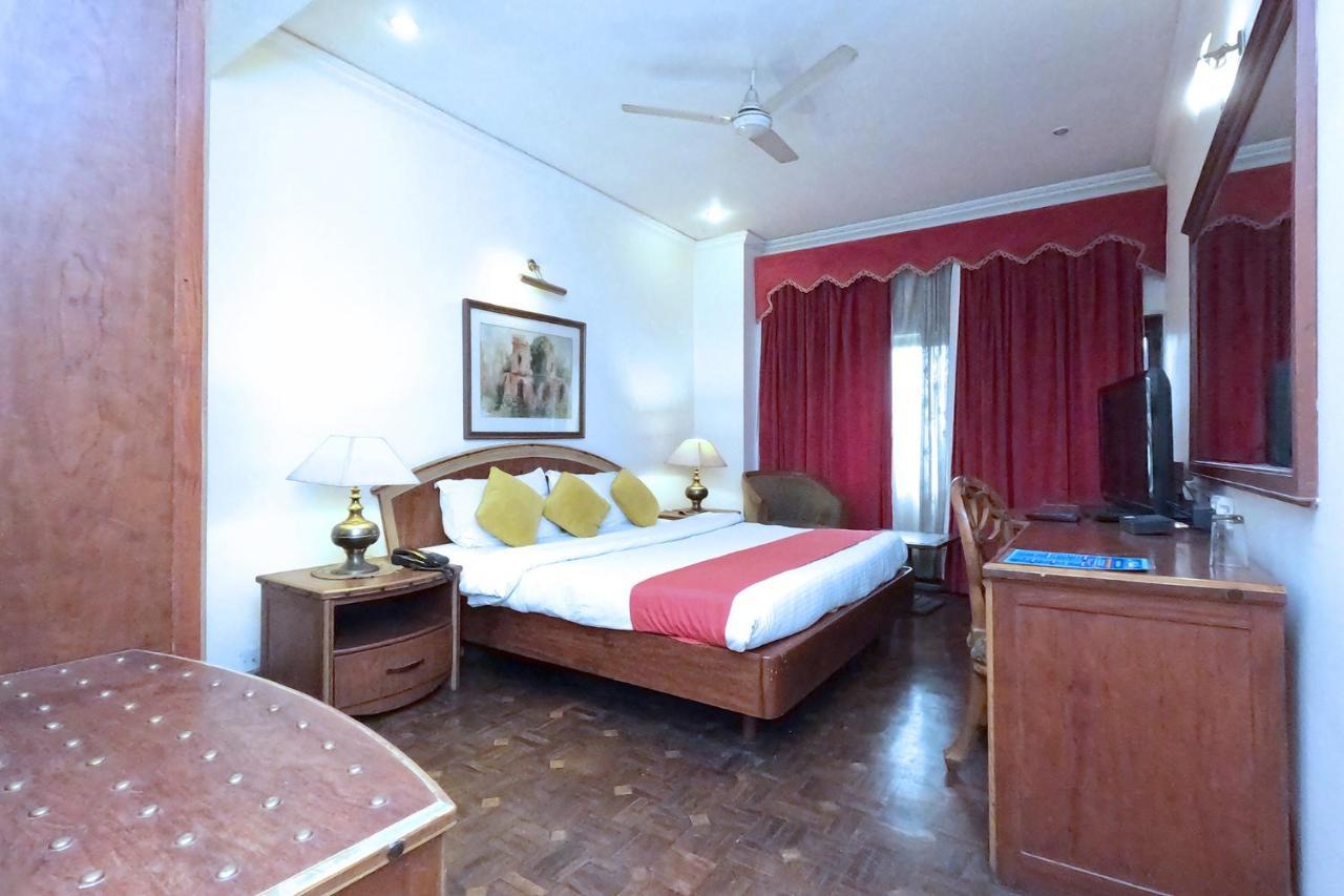 Fabexpress Kwality Regency Hotel Chandīgarh Екстериор снимка