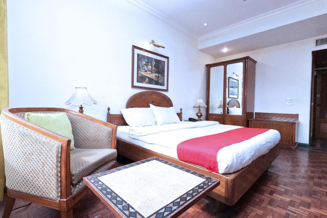Fabexpress Kwality Regency Hotel Chandīgarh Екстериор снимка