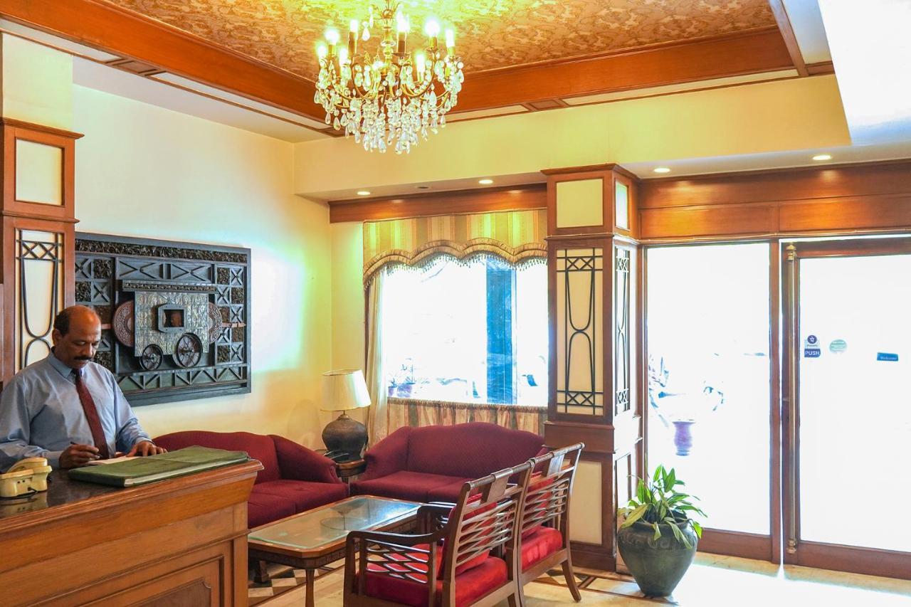 Fabexpress Kwality Regency Hotel Chandīgarh Екстериор снимка