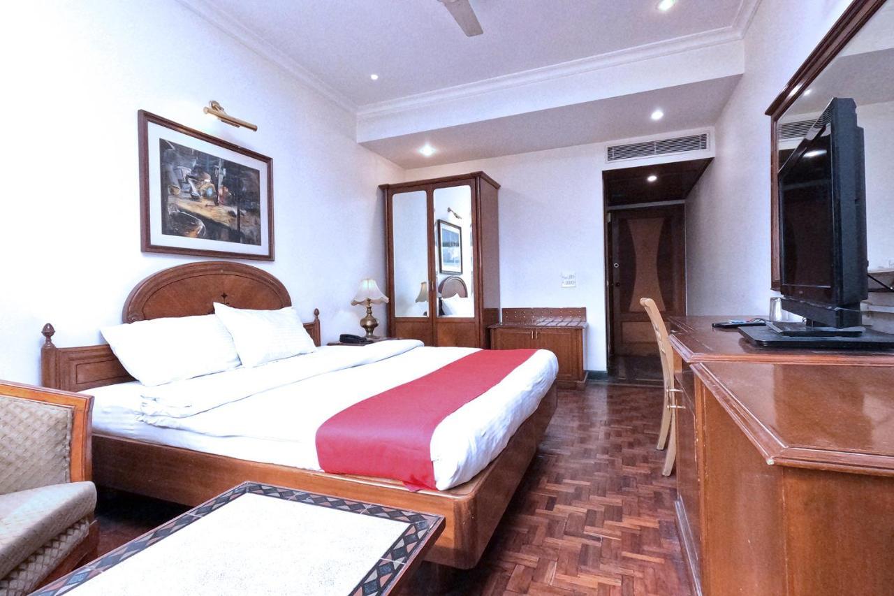 Fabexpress Kwality Regency Hotel Chandīgarh Екстериор снимка